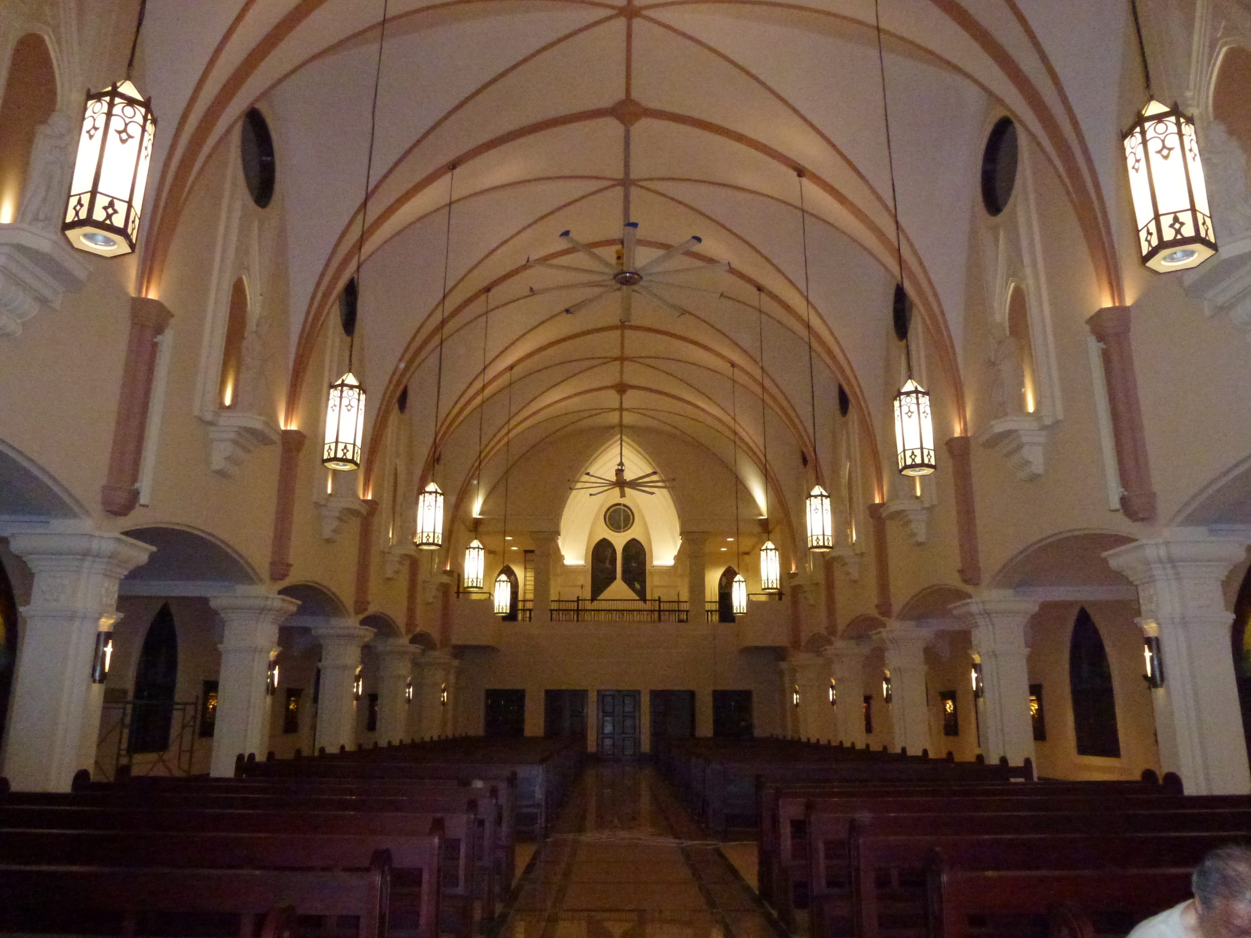 Igreja Ave Maria de Suai Lighting Design Architectural Lighting Gereja Main Hall 2